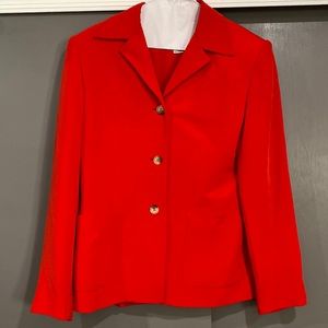 Evan-Picone red blazer size 6. 100% Silk